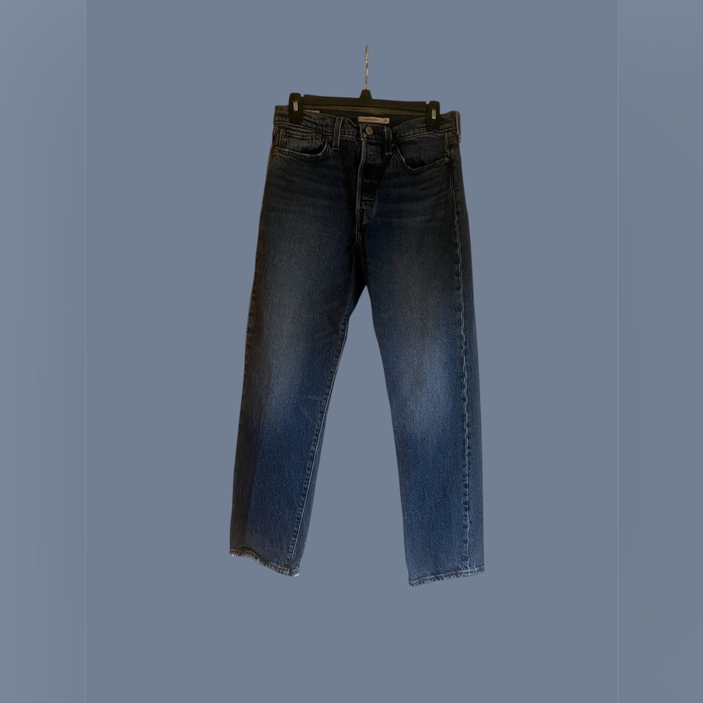 Levi’s premier denim jeans, wedgy straight size 29